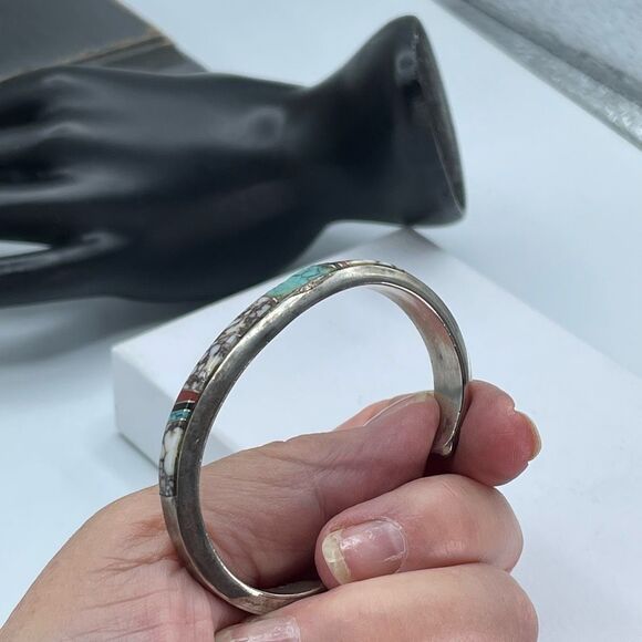 Navajo Artist Wilbur Muskett “Muskett Sterling“ Multistone thick silver cuff bra - Picture 7 of 14